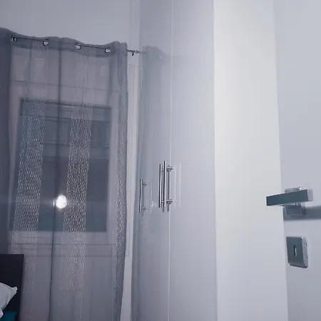 Romeo Isimeriahomz Apartment