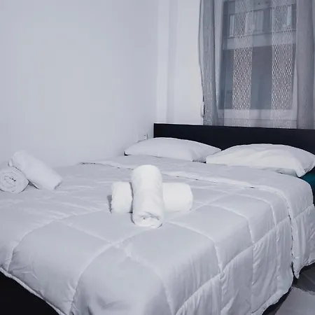 Romeo Isimeriahomz Apartment *